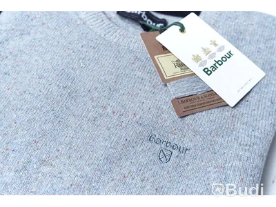 Stickad tröja & T-shirt - Barbour (Storlek M). Nypris 1729kr.