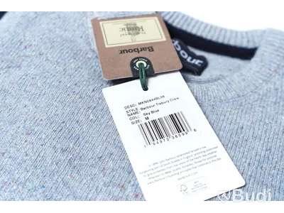 Stickad tröja & T-shirt - Barbour (Storlek M). Nypris 1729kr.