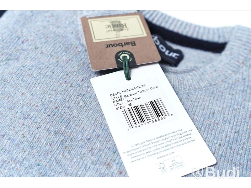 Stickad tröja & T-shirt - Barbour (Storlek M). Nypris 1729kr.