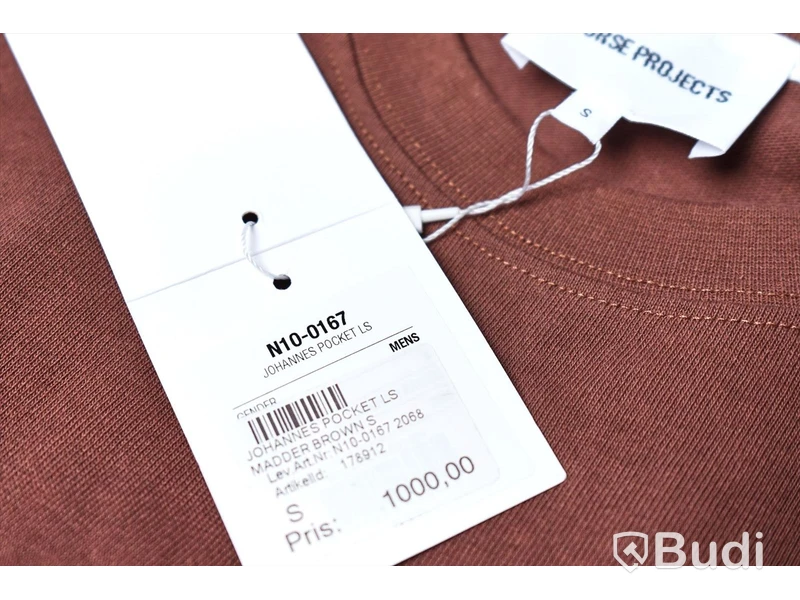 Långärmad- & T-shirt- Norse Projects  (Storlek S). Nypris 1700kr.