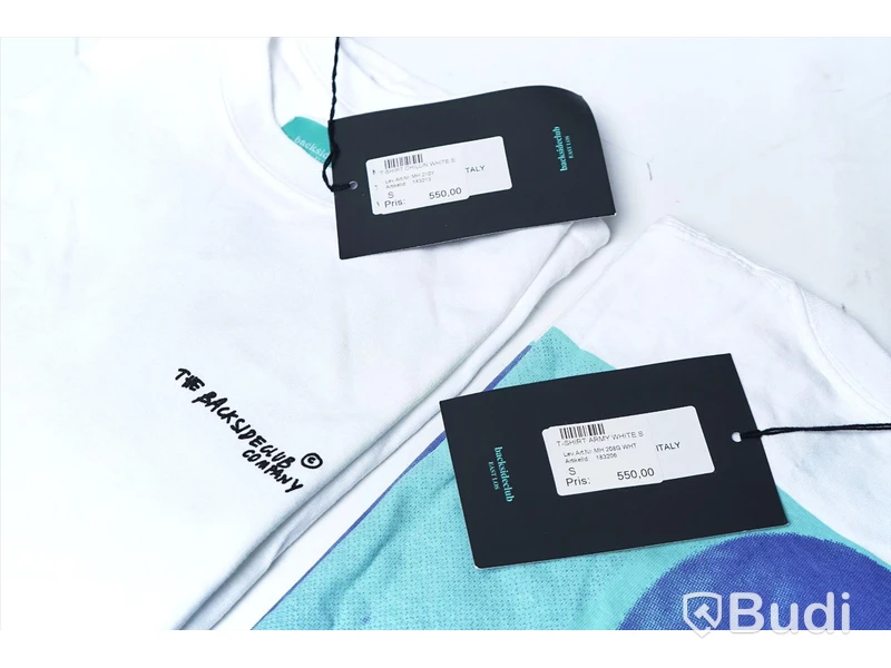 3 pack T-shirts - Backsideclub & Aspesi (Storlek S). Nypris 1900kr.