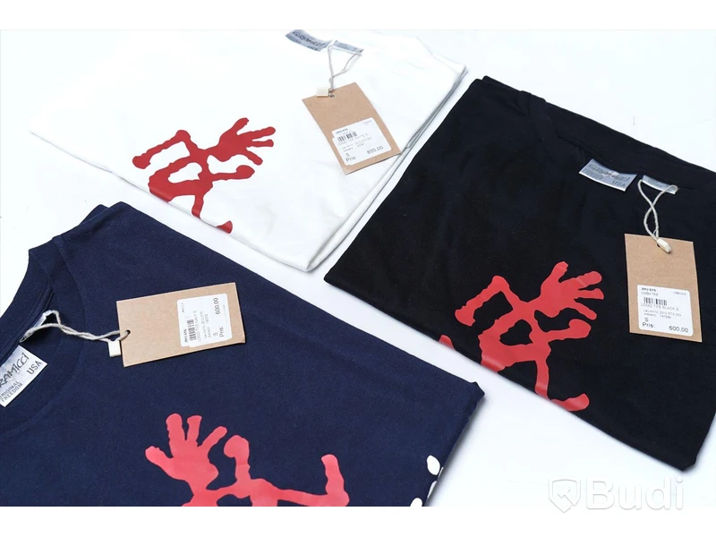 3 pack T-shirts - Gramicci (Storlek S). Nypris 1800kr.
