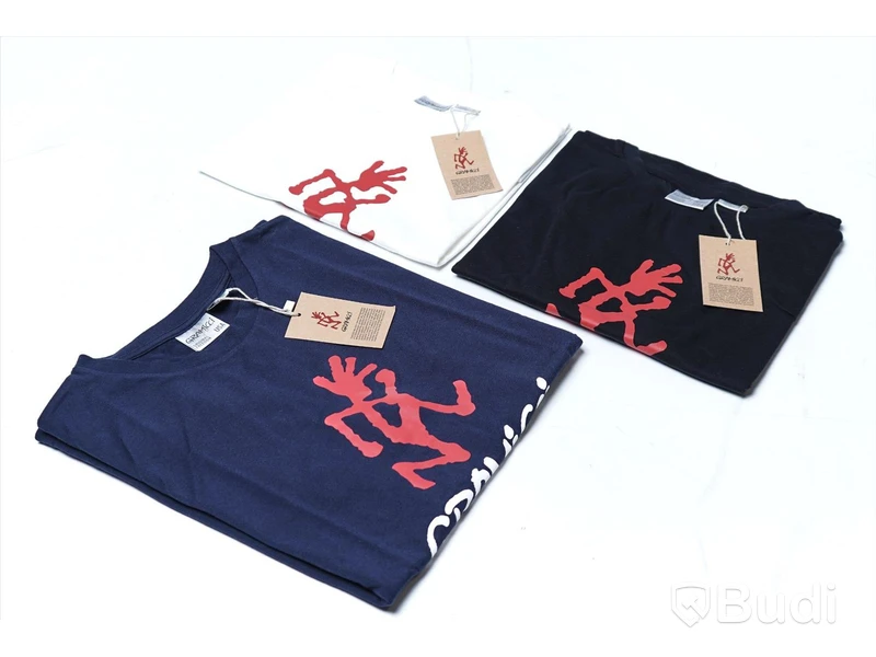 3 pack T-shirts - Gramicci (Storlek S). Nypris 1800kr.