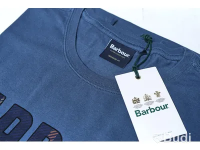 Långärmad tröja & T-shirt - Barbour (Storlek L). Nypris 1729kr.