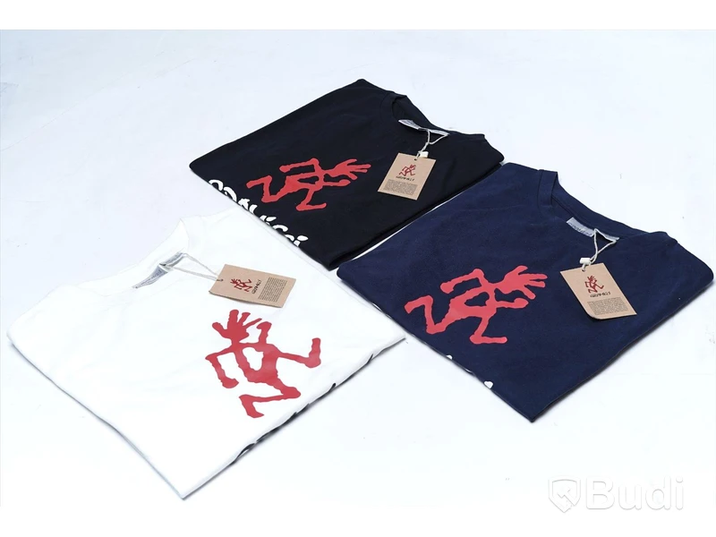 3 pack T-shirts - Gramicci (Storlek XS). Nypris 1800kr.