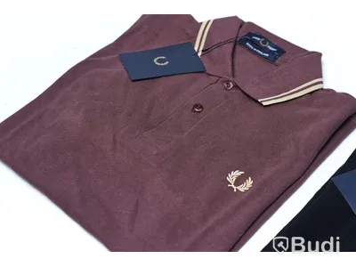 2 pack Piké skjortor - Fred Perry (Storlek 40). Nypris 1798kr.