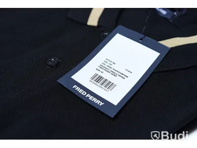 2 pack Piké skjortor - Fred Perry (Storlek 42). Nypris 1798kr.