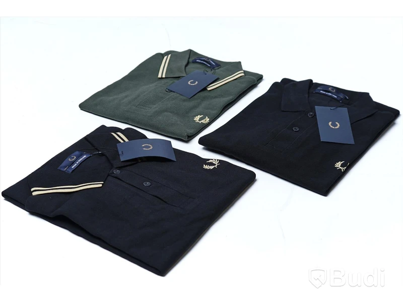 3 pack Piké skjortor - Fred Perry (Storlek 42). Nypris 2697kr.