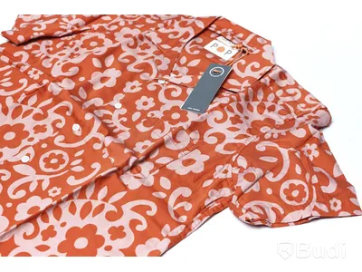 Skjorta - Far Afield (Storlek 2/M). Nypris 900kr.