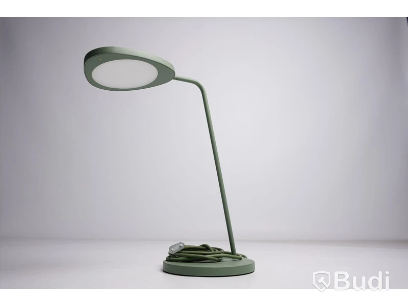 Bordslampa - Stolar - Leaf table lamp, MUUTO, dimbar ledlampa, grön, metall. Nypris 2 695 kr/st.