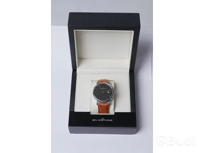 Armbandsur med armband i strutsskinn - BÉLIER THOMS, Nypris: 3000 kr