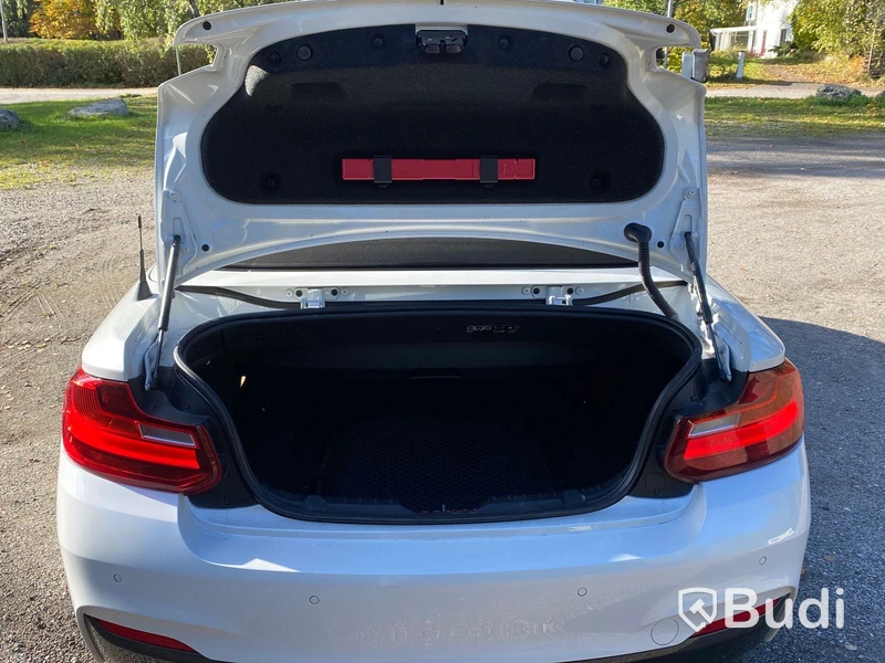 Personbil BMW 220I Cabriolet F23 -2016 | 4997mil | M-sport | Navigation