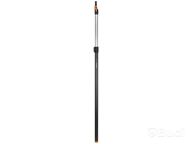 2st NYA TELESKOPSKAFT QuikFit 1000665 + 2st SKAFT QuikFit 136001. Märke: Fiskars, totalt ord pris ink moms ca: 1500 kr
