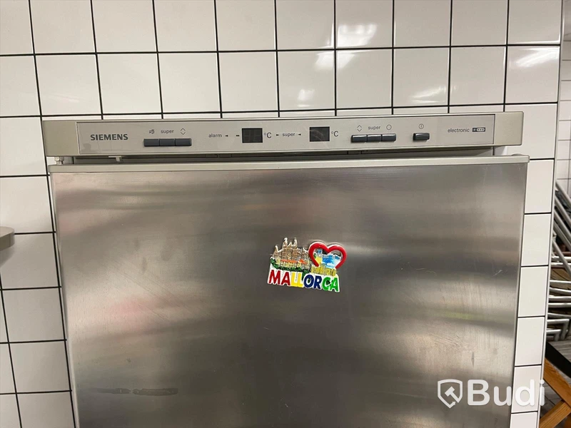 Frys - Siemens FD8209, 60x61x180 cm