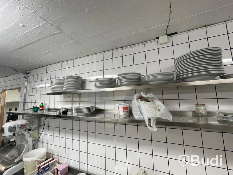 Väggmonterade rostfria hyllplan
