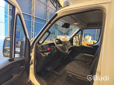 Lastbil IVECO Daily -2019 |  Totaltvikt 7,2t - EXPORT