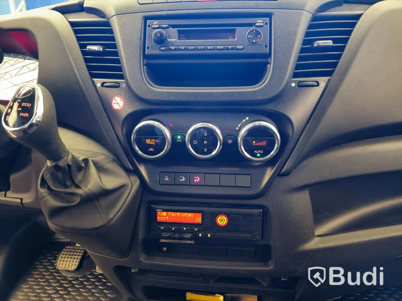 Lastbil IVECO Daily -2019 |  Totaltvikt 7,2t - EXPORT