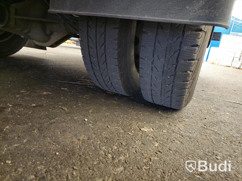 Lastbil IVECO Daily -2019 |  Totaltvikt 7,2t - EXPORT