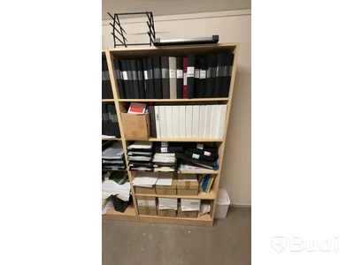 3st bokhyllor med div förbrukningsmaterial, papper och tomma pärmar