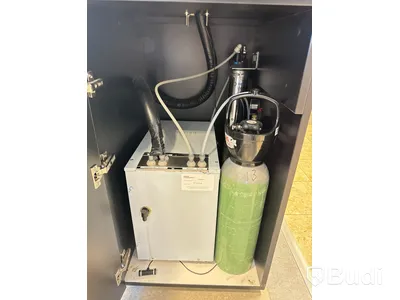 Vattenmaskin dryckesfontän med kolsyremaskin