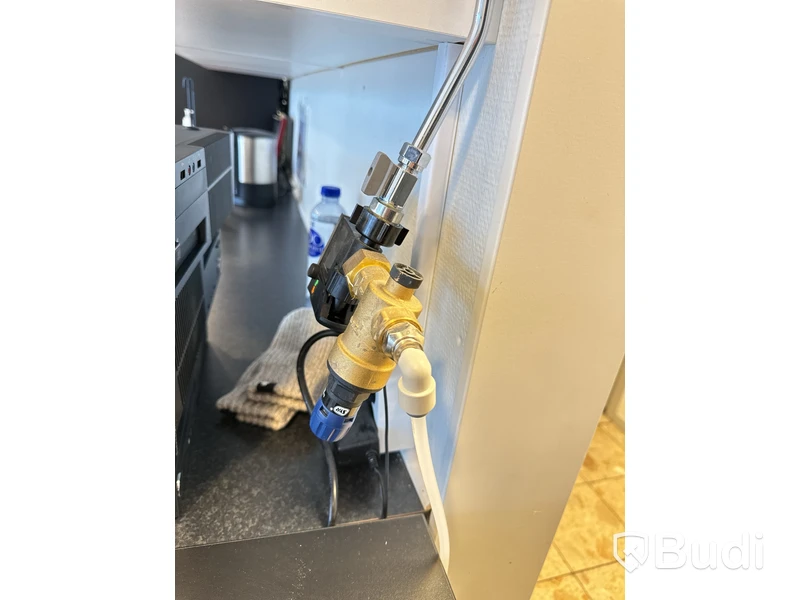 Vattenmaskin dryckesfontän med kolsyremaskin