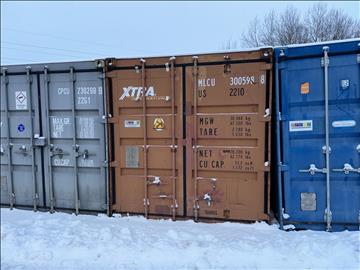 20 fots container med innehåll