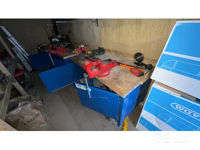 20 fots container med innehåll