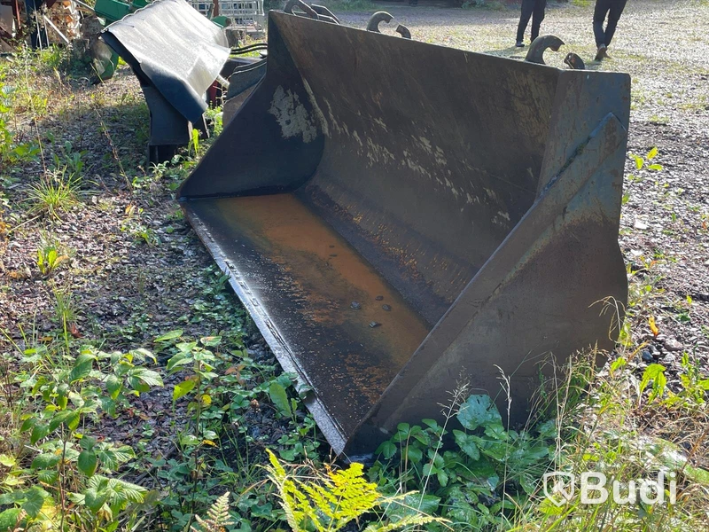 Traktorgrävare Huddig 960 | Midjestyrd grävlastare | 13858 timmar