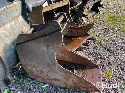 Traktorgrävare Huddig 960 | Midjestyrd grävlastare | 13858 timmar