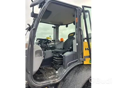 Lastmaskin New Holland W80C LR | 481h | 2023 | gaffelställ & planeringsskopa
