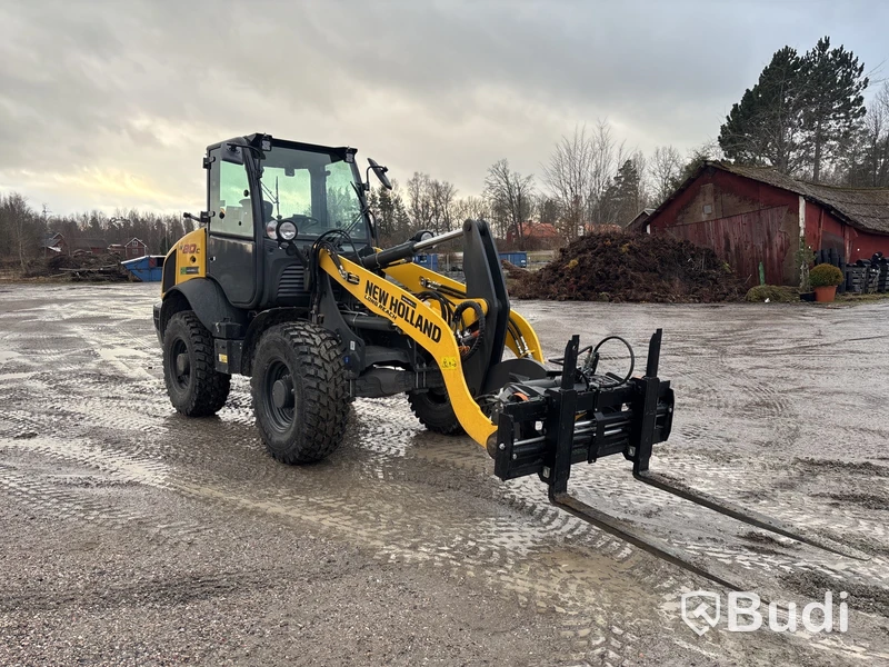 Lastmaskin New Holland W80C LR | 481h | 2023 | gaffelställ & planeringsskopa