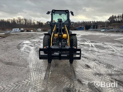 Lastmaskin New Holland W80C LR | 481h | 2023 | gaffelställ & planeringsskopa