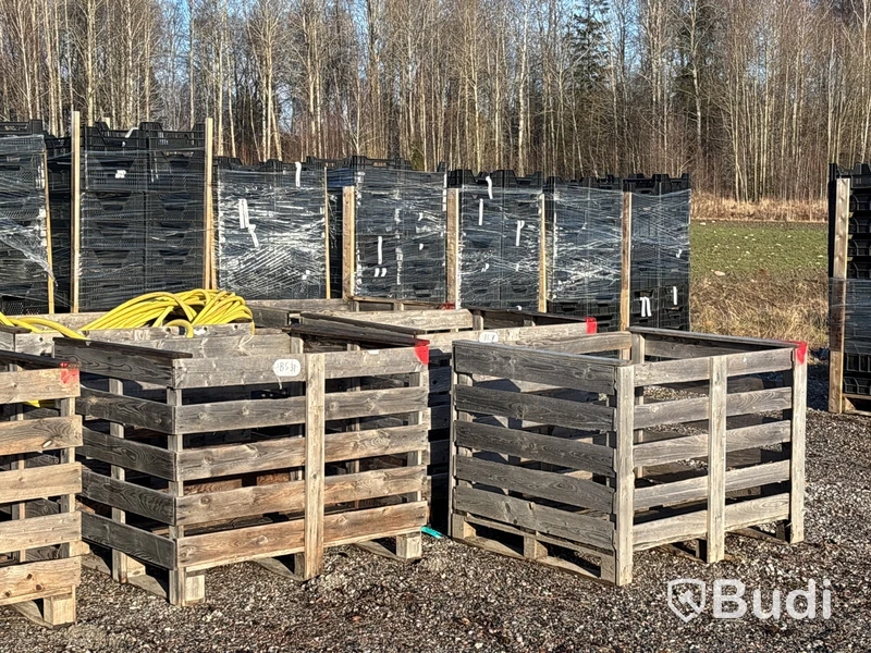 Parti plastbackar för växter - ca 800 st