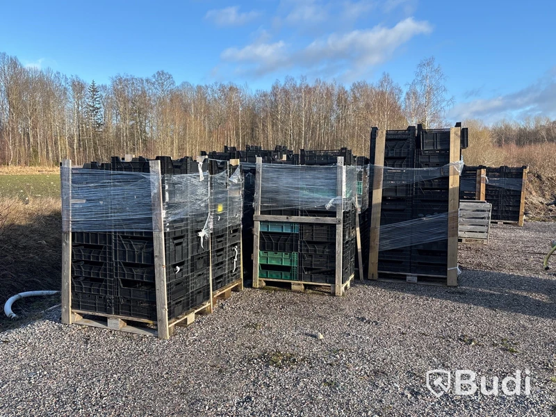 Parti plastbackar för växter - ca 800 st