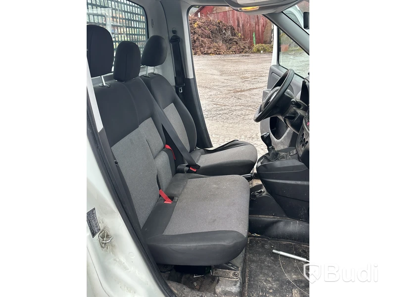 Fiat Doblo. 1.3 MultiJet | 7474 mil | Manuell | 95 hk | 2017