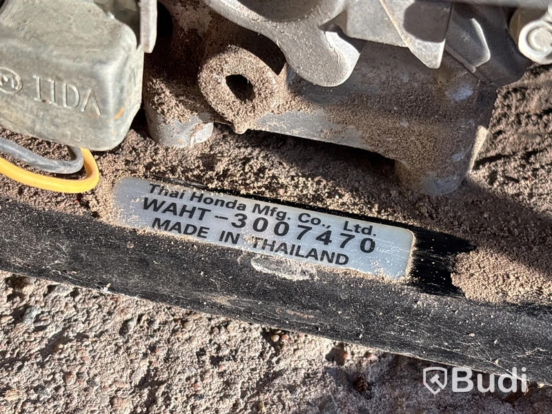 2 st vattenpumpar Honda