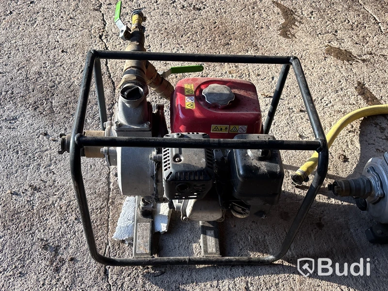 2 st vattenpumpar Honda