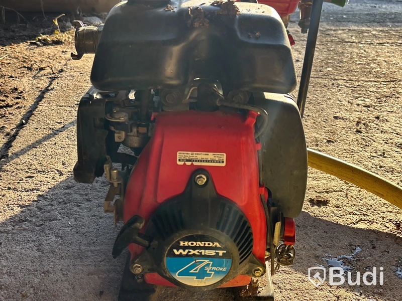 2 st vattenpumpar Honda