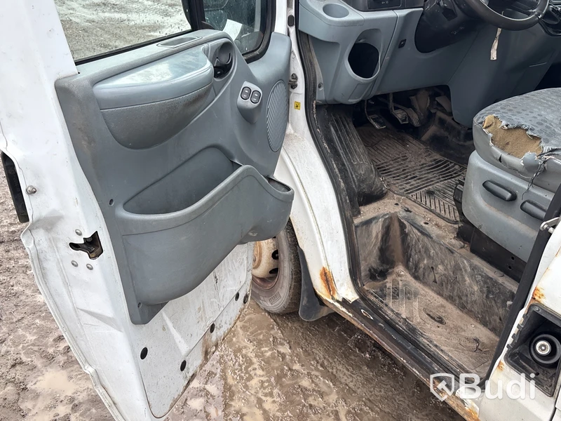 Ford Transit T350 2.4 TDCi | 18455 mil | Manuell | 115 hk | 2007 - Reparationsobjekt
