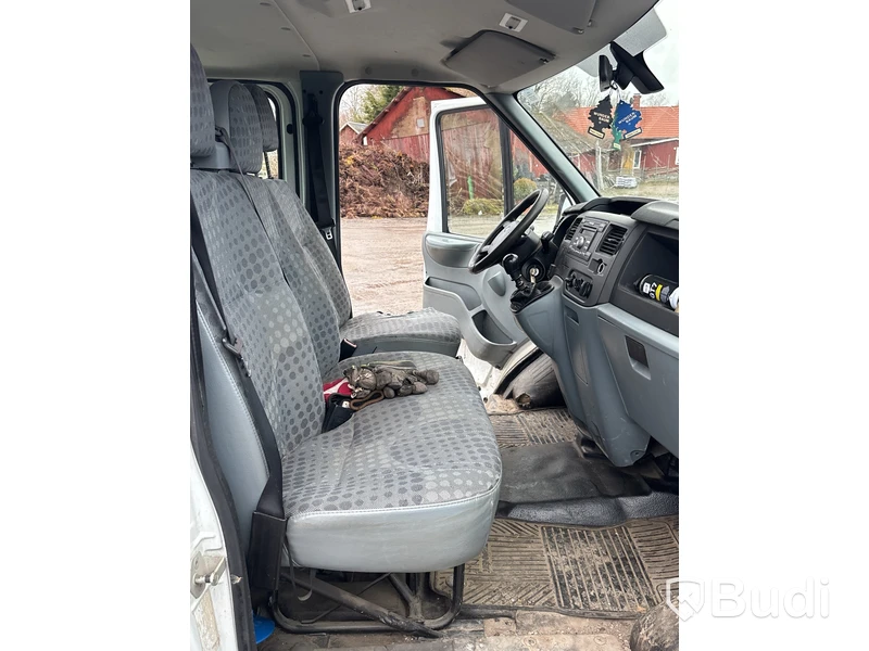 Ford Transit T350 2.4 TDCi | 18455 mil | Manuell | 115 hk | 2007 - Reparationsobjekt