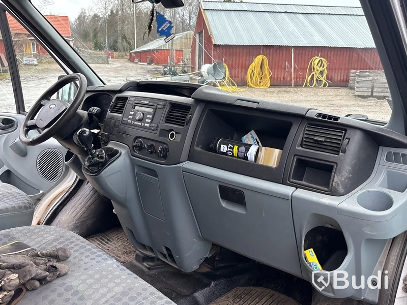 Ford Transit T350 2.4 TDCi | 18455 mil | Manuell | 115 hk | 2007 - Reparationsobjekt
