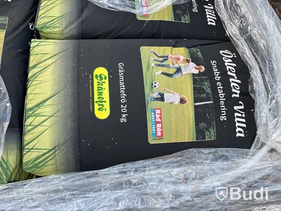 12 st säckar gräsfrö Skånefrö Österlen Villa 20 kg