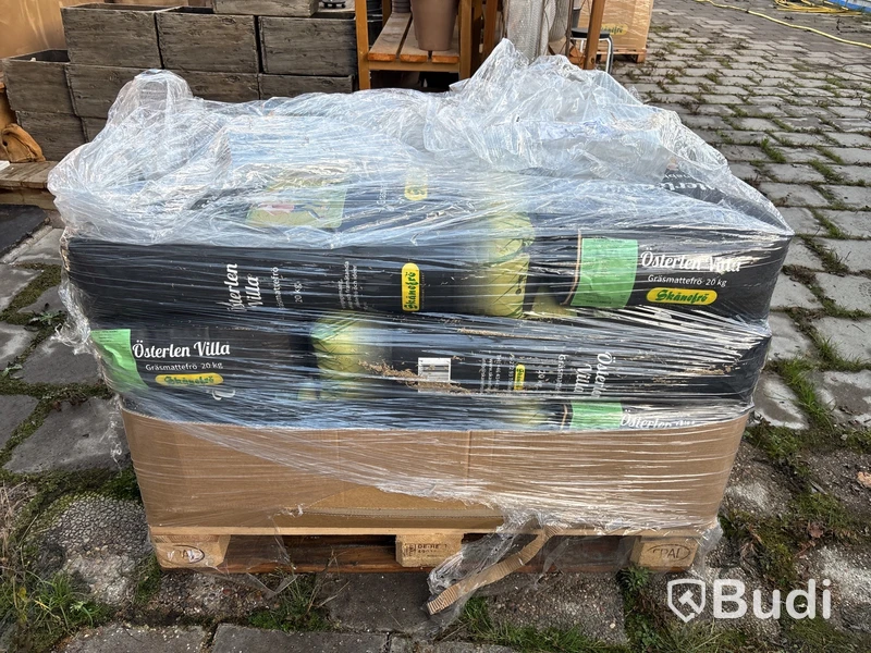 12 st säckar gräsfrö Skånefrö Österlen Villa 20 kg
