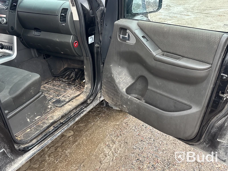 Nissan Navara 2.5 dCi 4x4 | 26800 mil | Automatisk | 190 hk | 2012