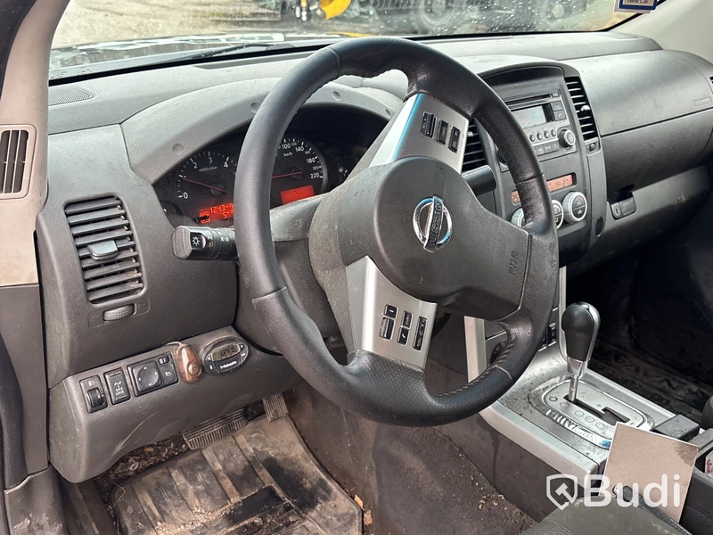 Nissan Navara 2.5 dCi 4x4 | 26800 mil | Automatisk | 190 hk | 2012