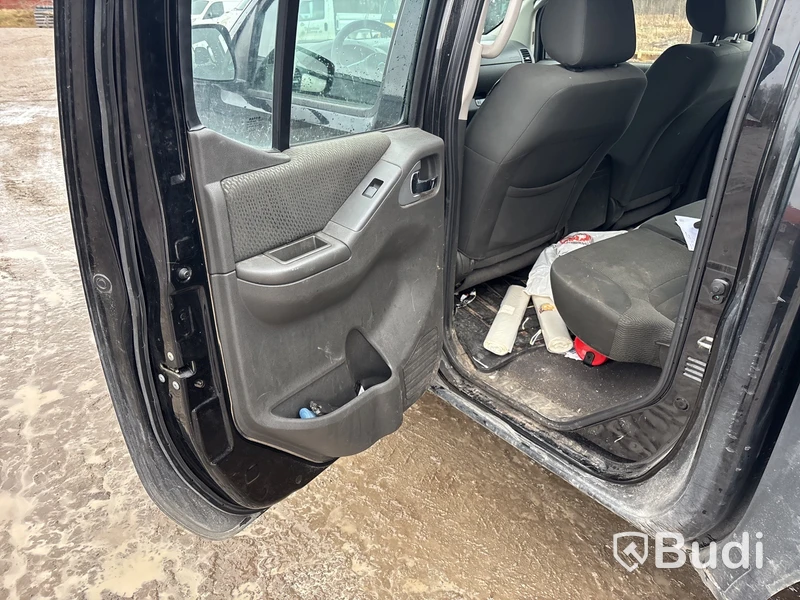 Nissan Navara 2.5 dCi 4x4 | 26800 mil | Automatisk | 190 hk | 2012