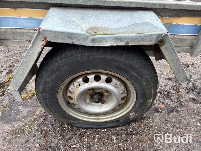 Bromsad släpvagn SM-Släpet 2575  | 2001 - Reparationsobjekt
