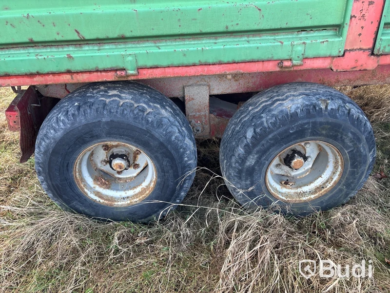 Traktorvagn Mörevagnen T-042/E | 2001 - Reparationsobjekt