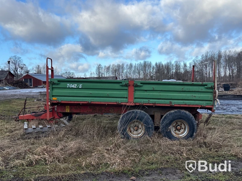 Traktorvagn Mörevagnen T-042/E | 2001 - Reparationsobjekt