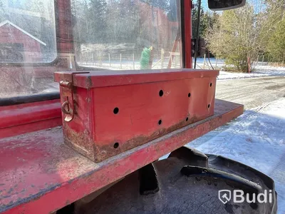 Traktor Volvo BM 430 T med lastarm skopa och gafflar